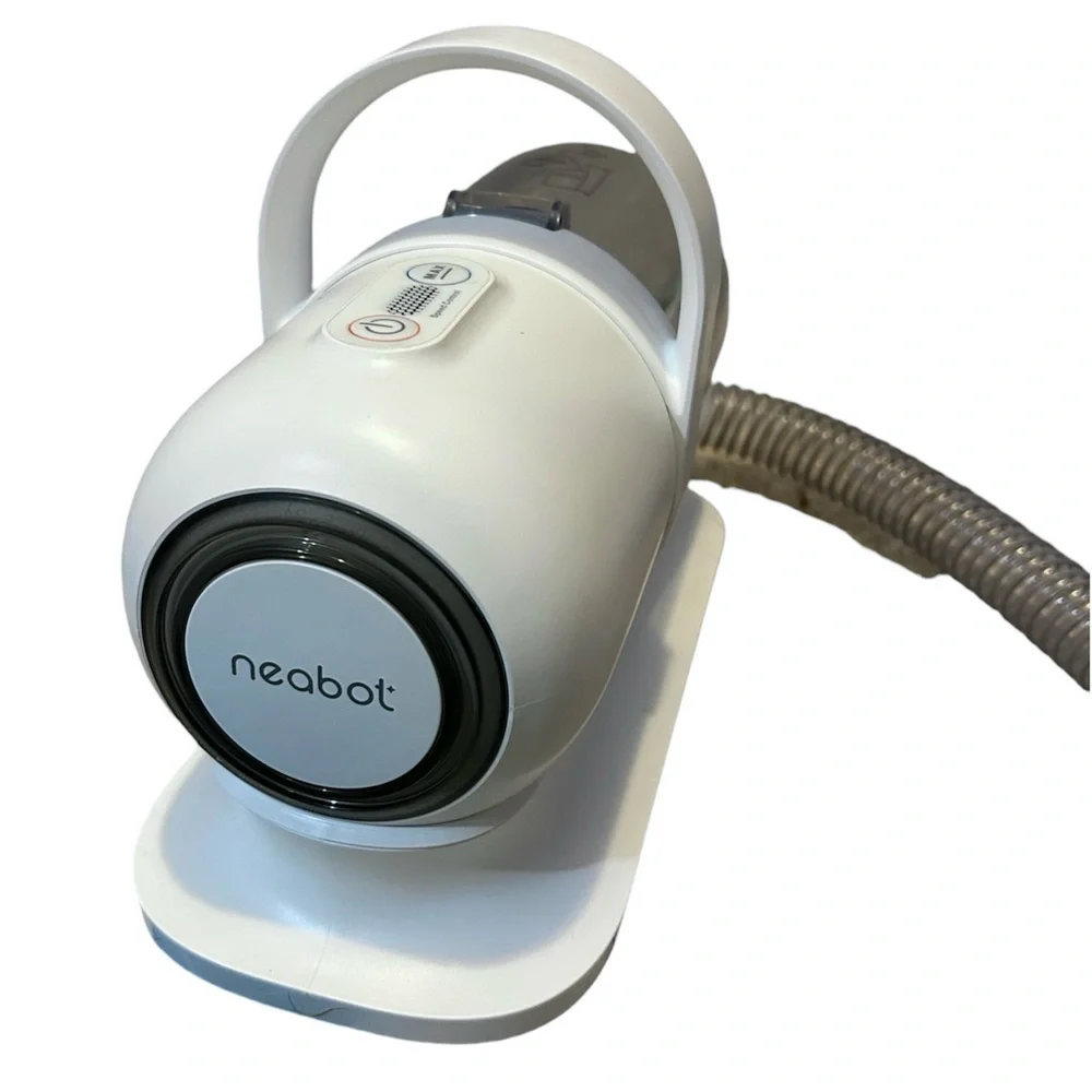 Neobot Dog Pet Vaccuum and Grooming Clipper Comb Tool - LIKE NEW!